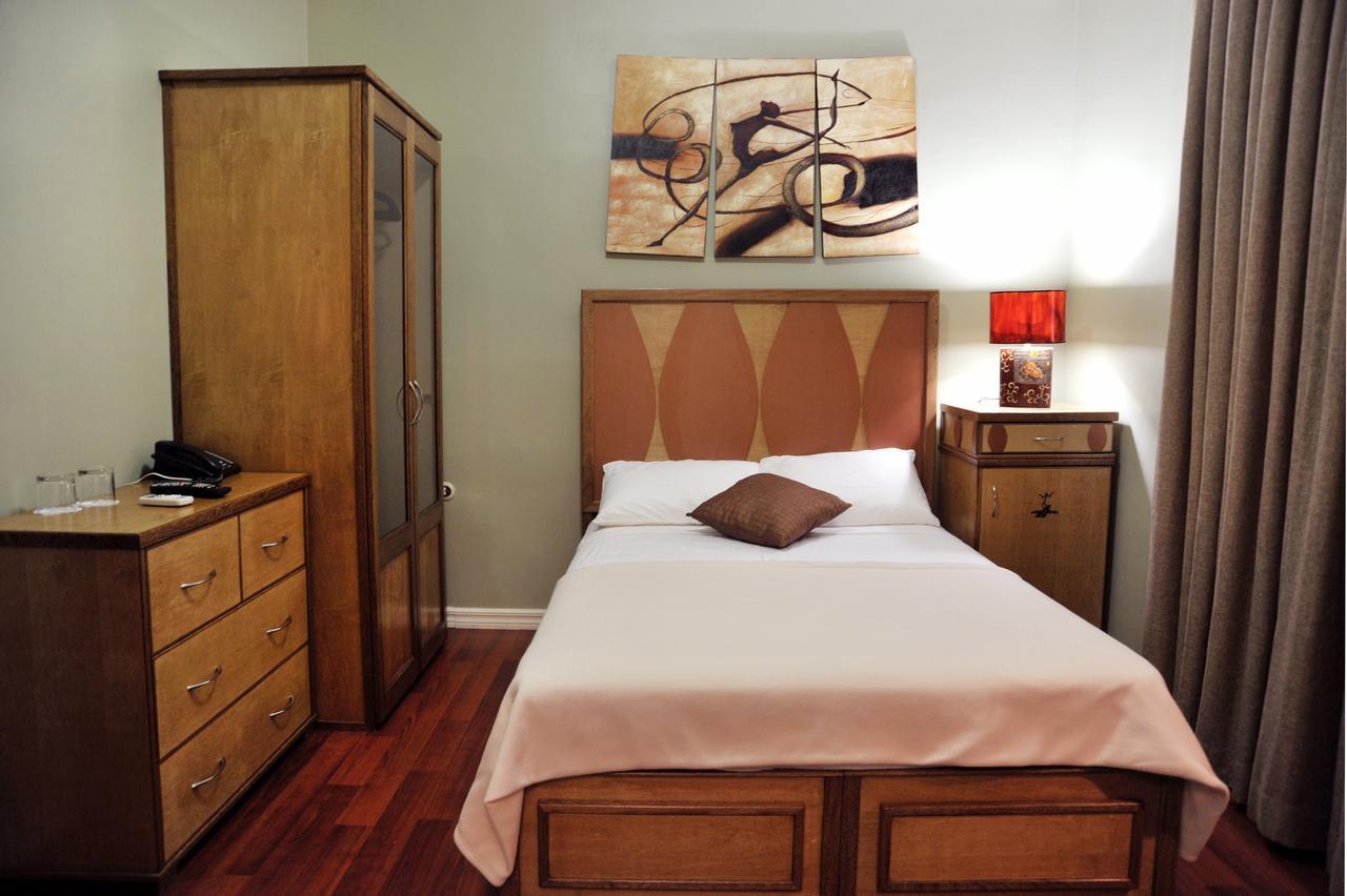 Culture Crossroads Inn Port of Spain Exteriör bild