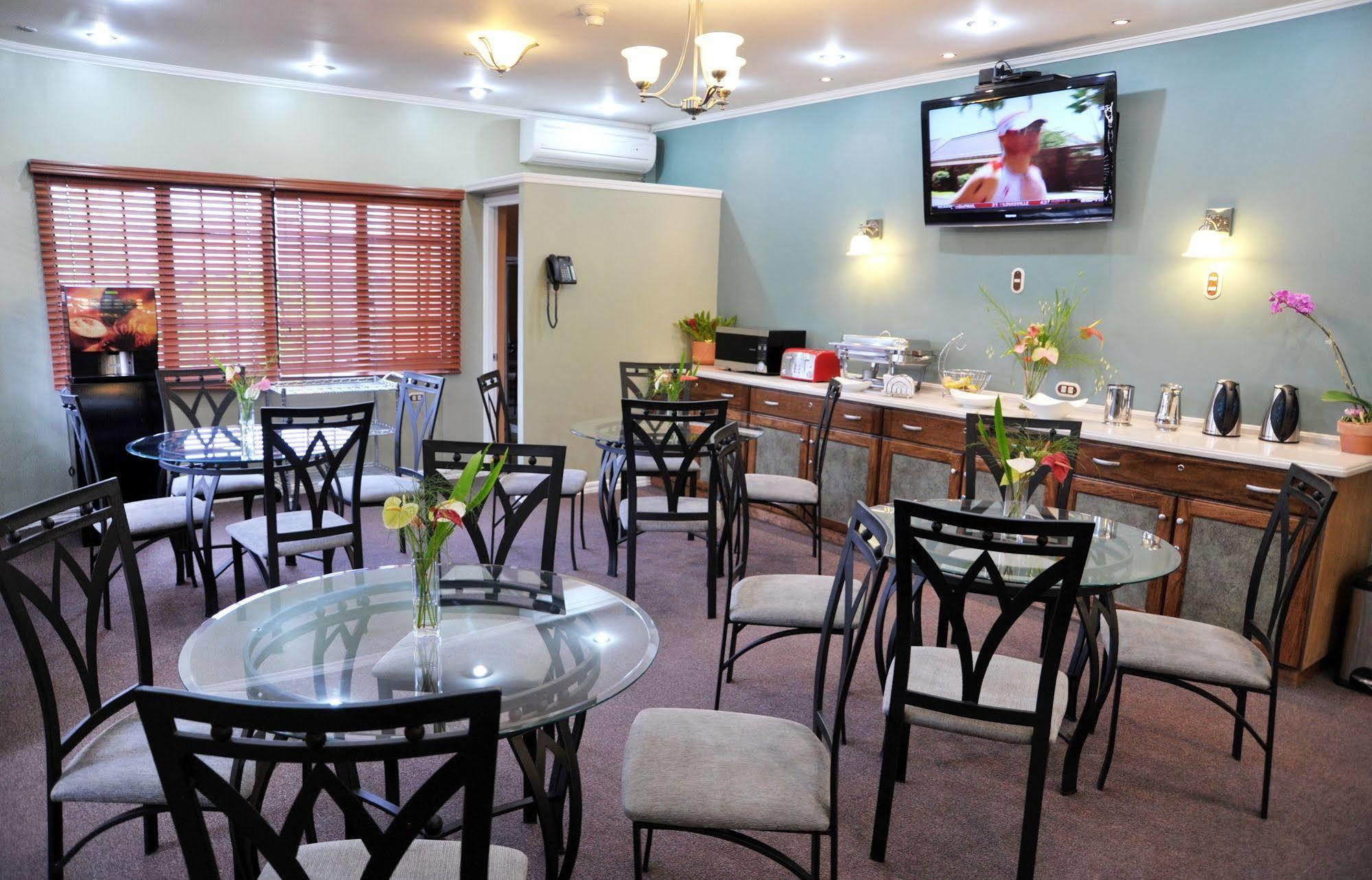Culture Crossroads Inn Port of Spain Exteriör bild